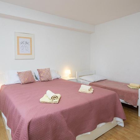 Apartments Roza Omiš Kültér fotó