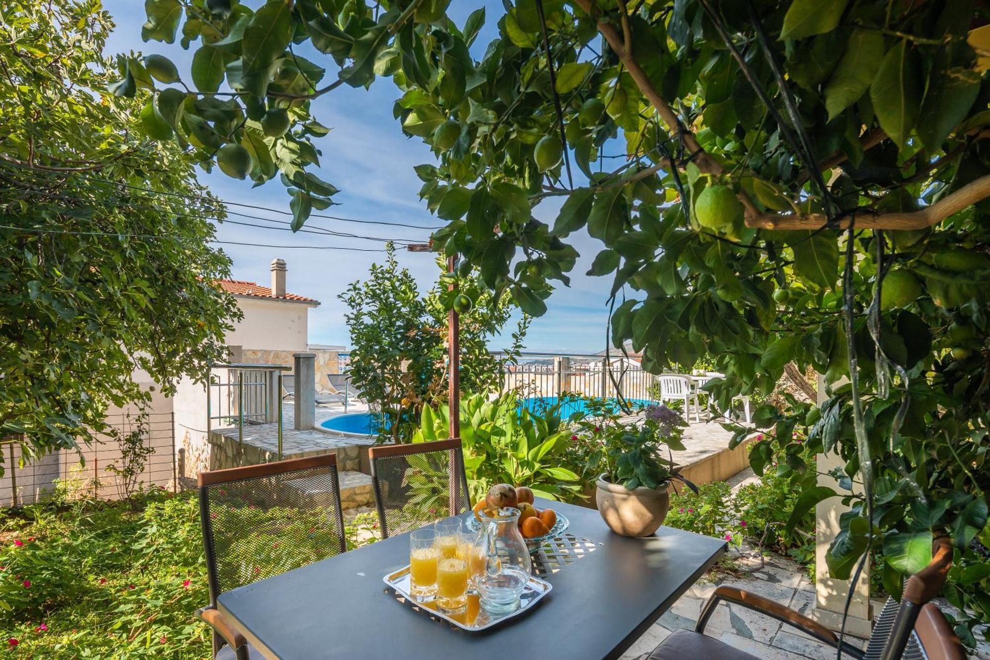 Apartments Roza Omiš Kültér fotó
