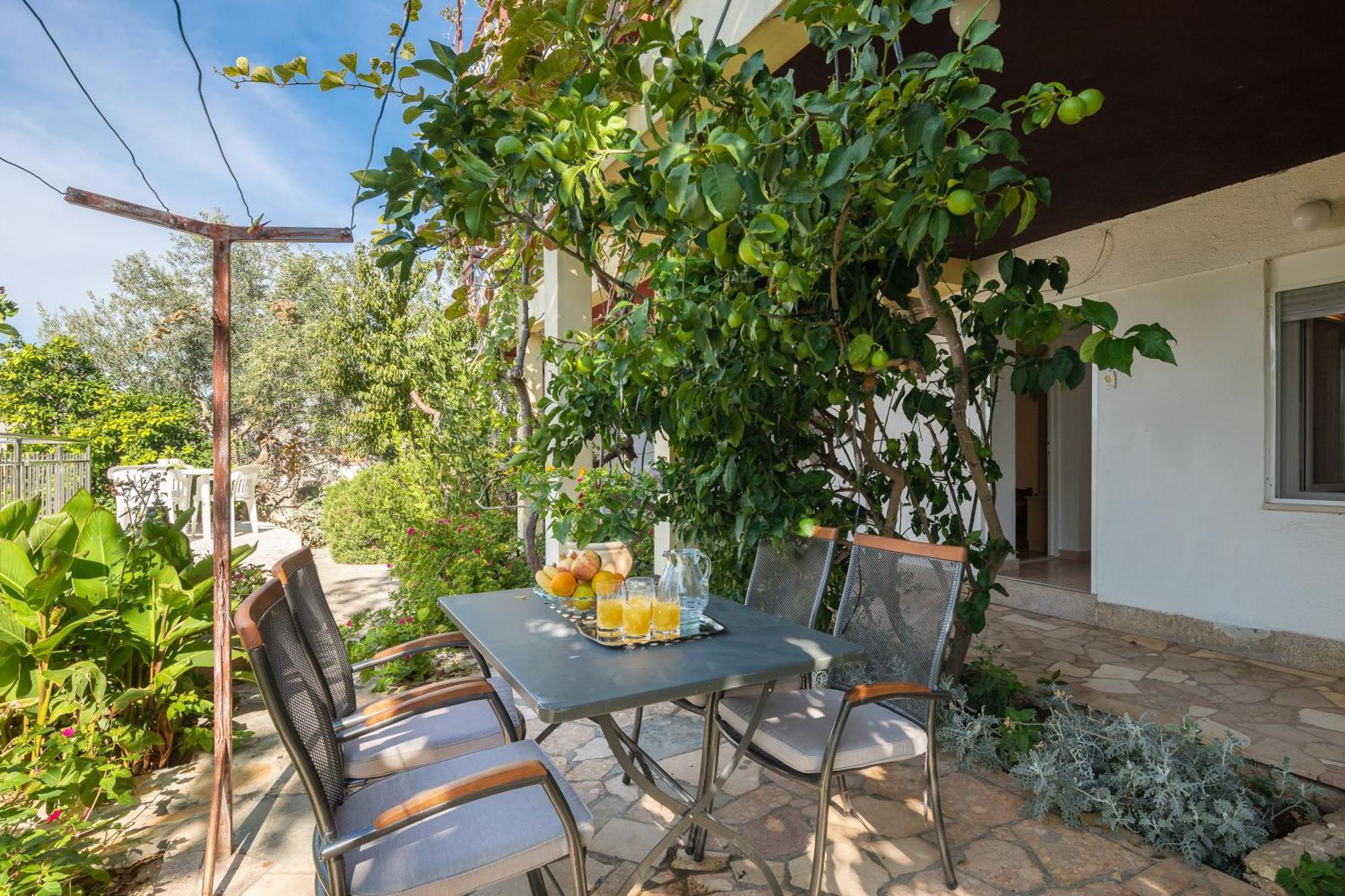Apartments Roza Omiš Kültér fotó
