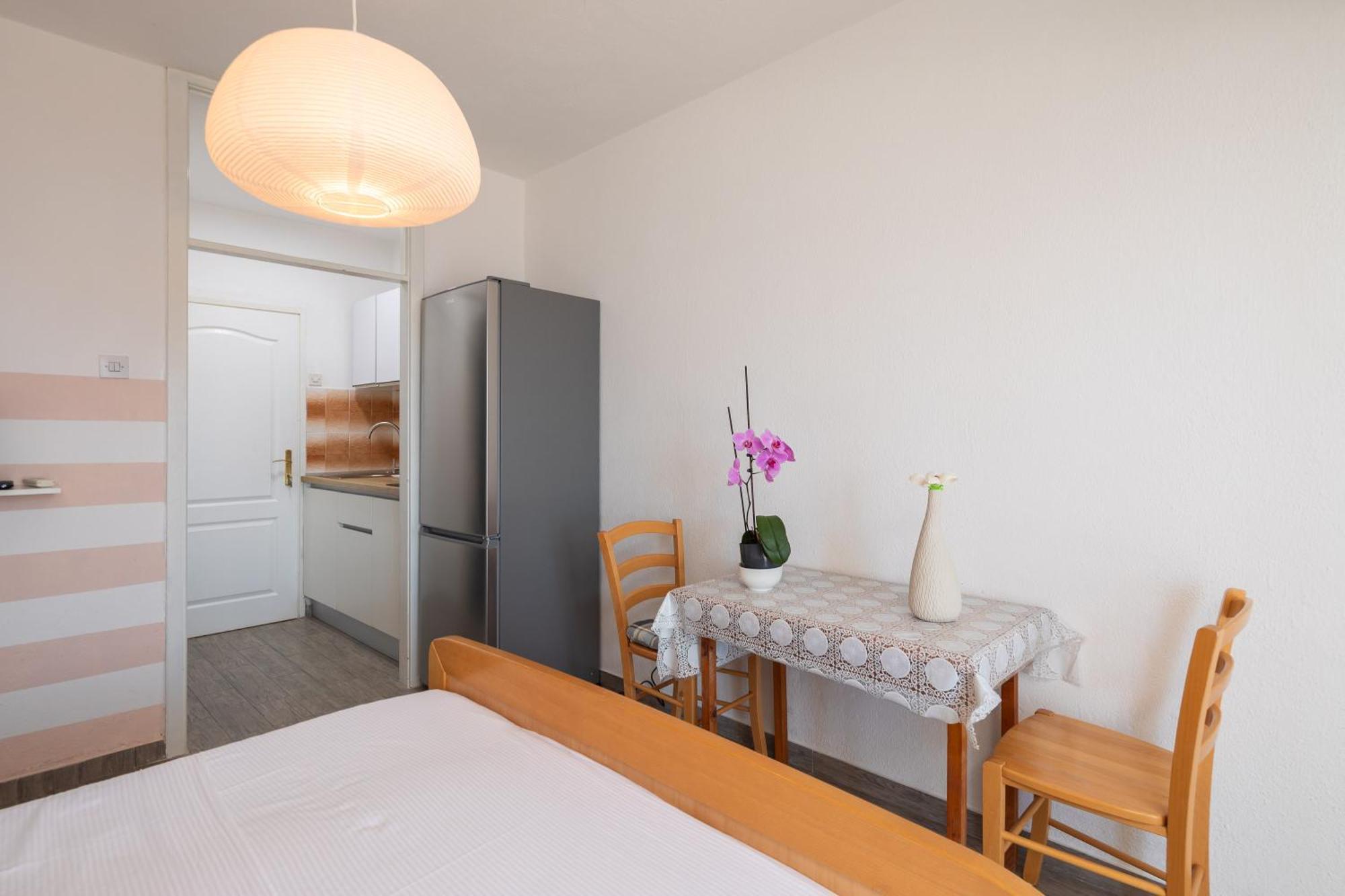 Apartments Roza Omiš Kültér fotó