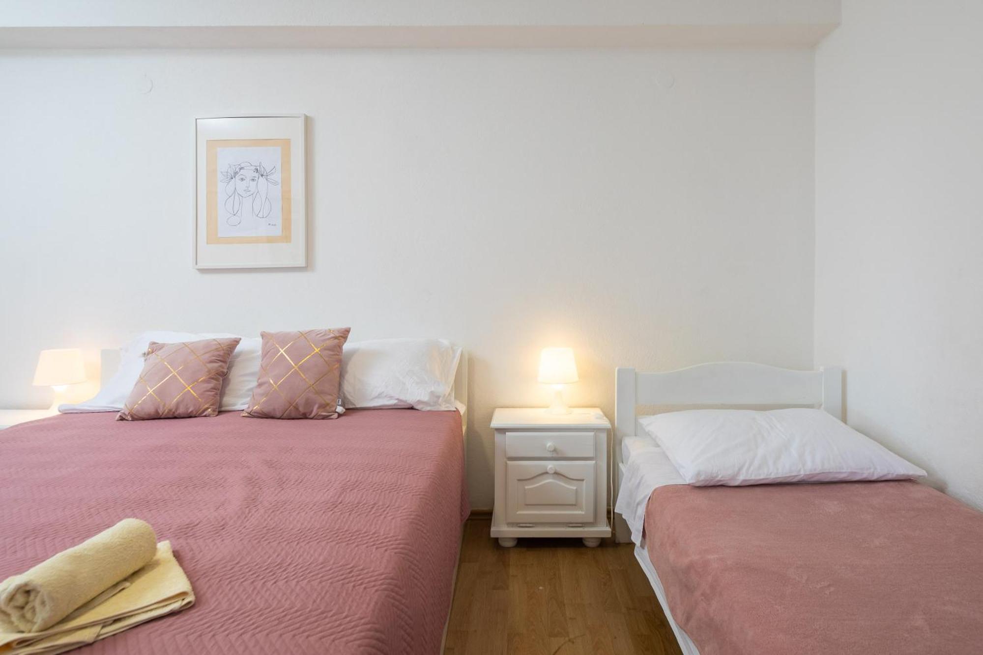 Apartments Roza Omiš Kültér fotó