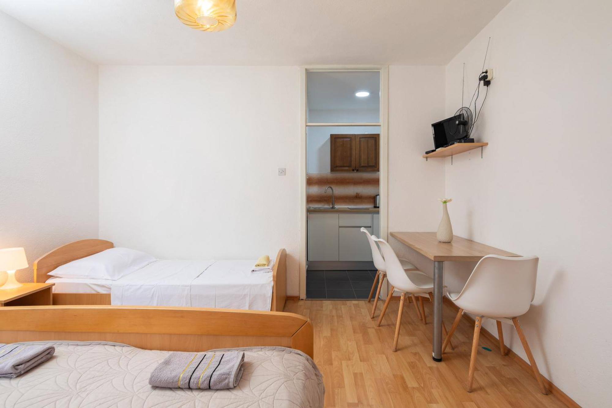 Apartments Roza Omiš Kültér fotó